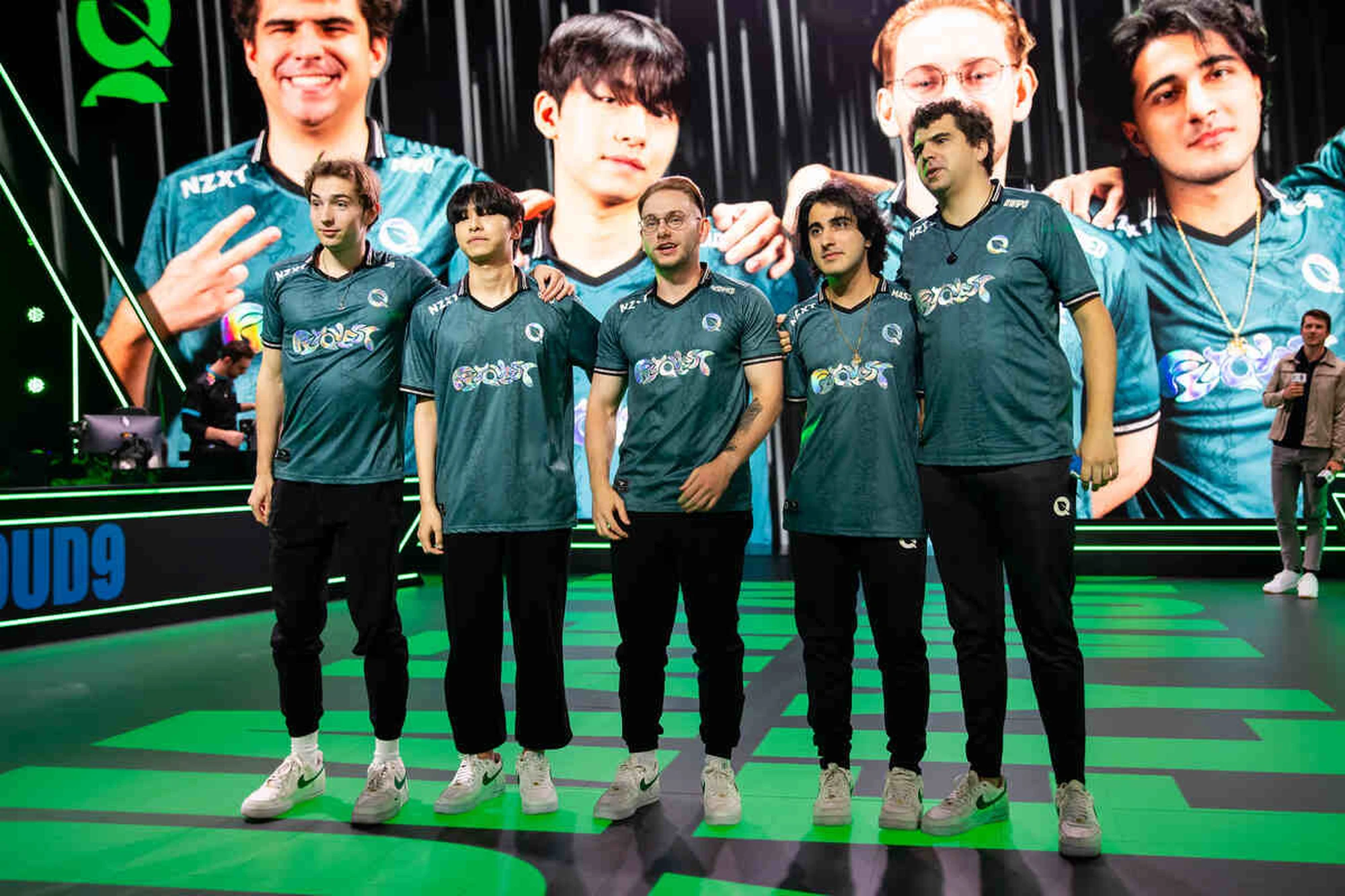 flyquest đấu cloud9 ai sẽ giành vé vào chung kết 2 53948075493 7e3763d6e1 k1.jpg